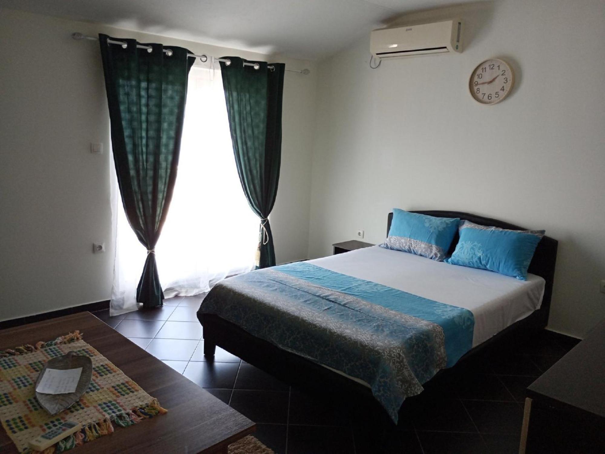 Apartments Vidikovac Тиват Екстериор снимка