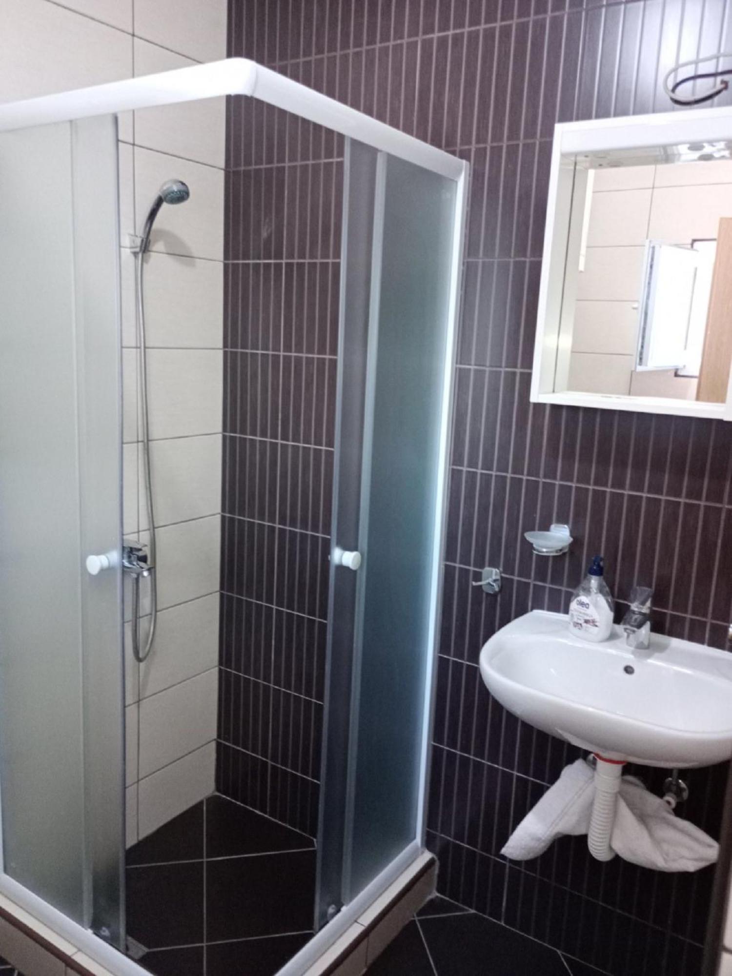 Apartments Vidikovac Тиват Екстериор снимка